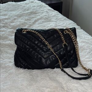 Elegant Black Quilted Chain Shoulder Bag